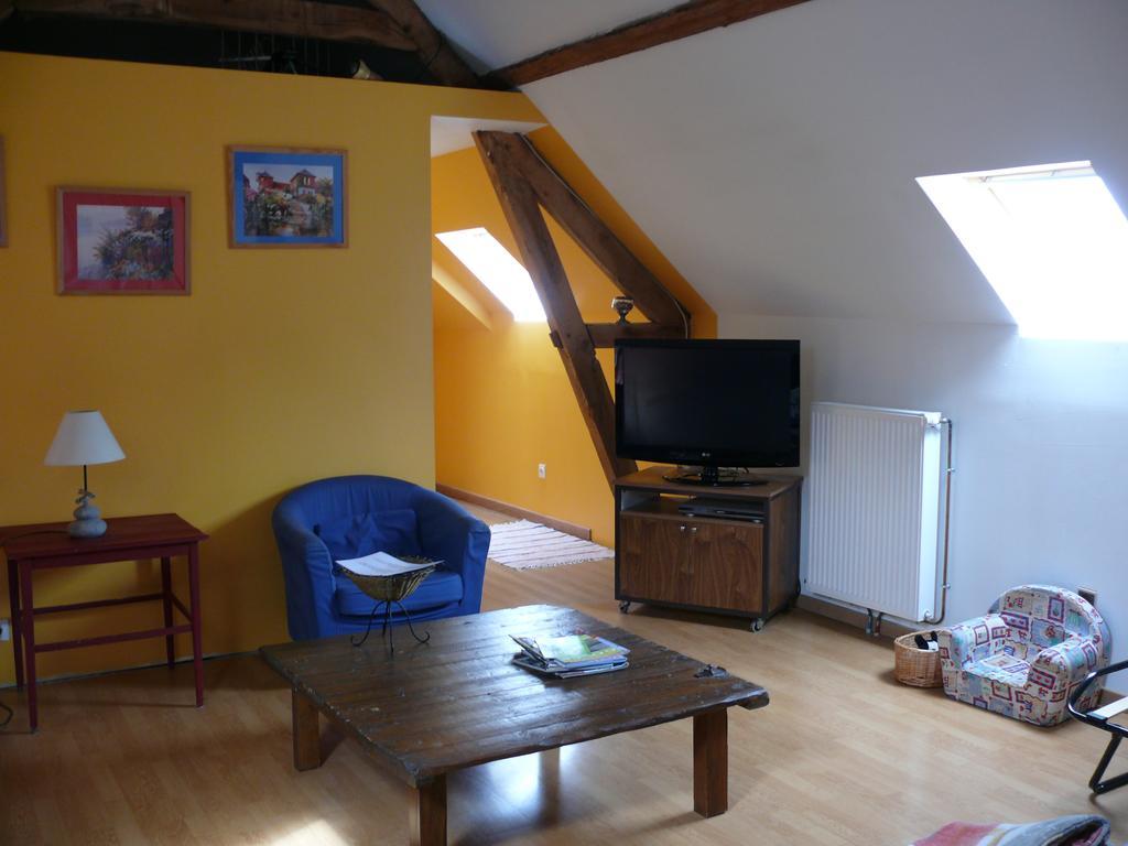 Ferme Renel Vila Poses Exterior foto